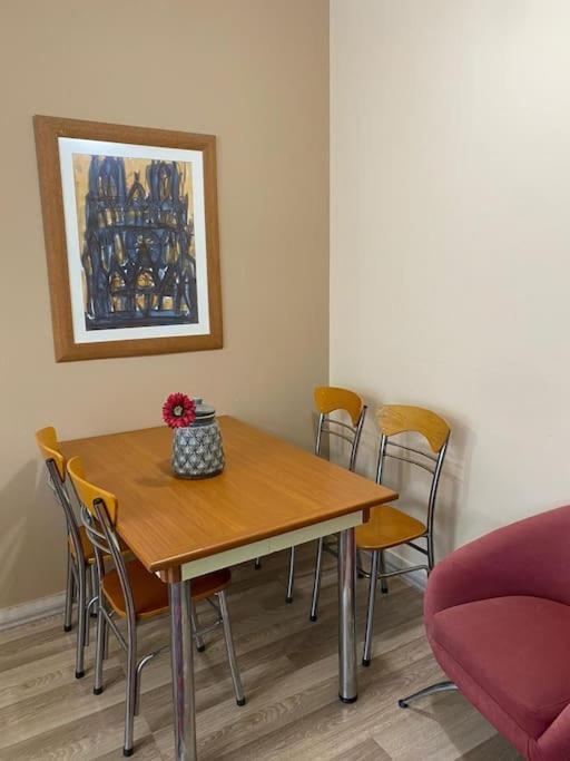 *Heart Of New Bazaar 1 Bed Apt* Daire Tiran Dış mekan fotoğraf